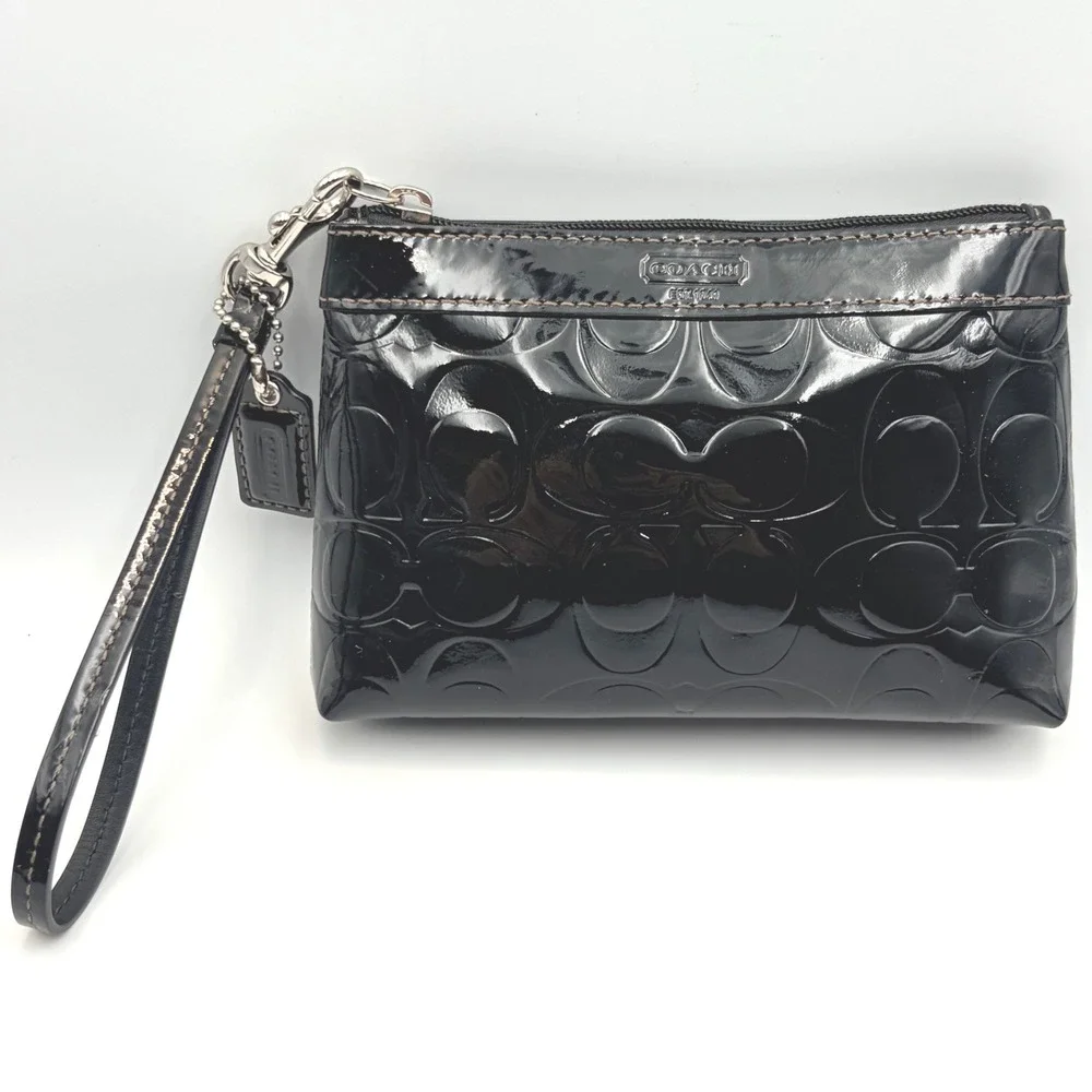 Coach Wristlet Black Patent Leather‎ Signature C Embossed Monogram